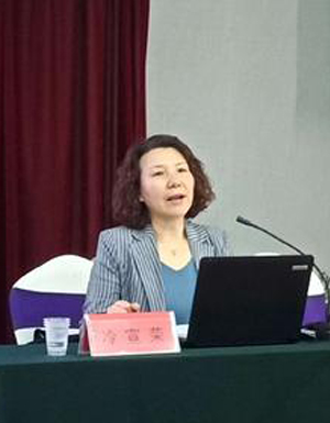 冷宣榮教授（河北省委黨校河北發(fā)展戰(zhàn)略研究所副所長(zhǎng)、教授）